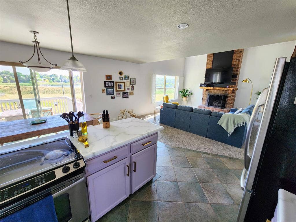 Littleton/Bear Creek Lake Room