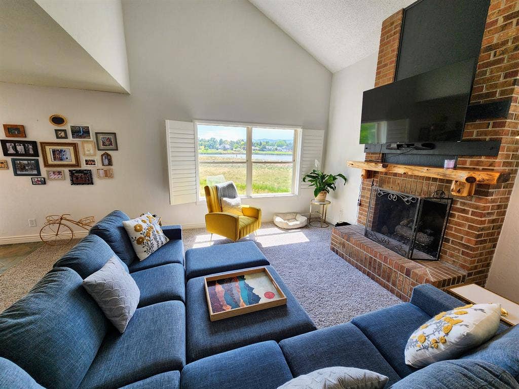 Littleton/Bear Creek Lake Room