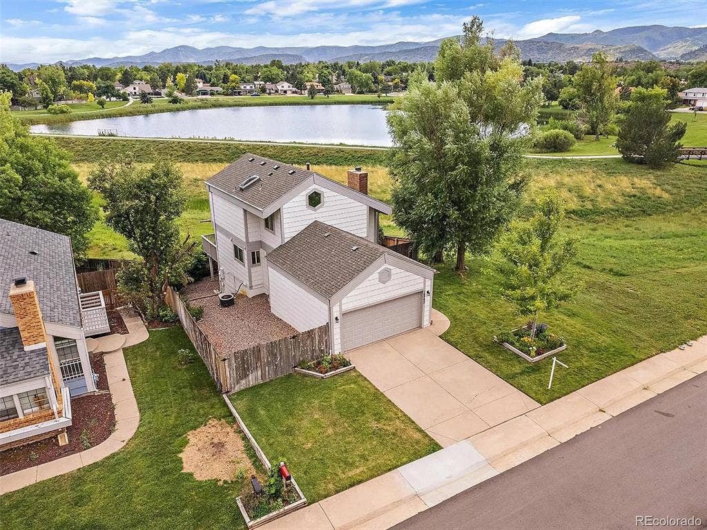 Littleton/Bear Creek Lake Room