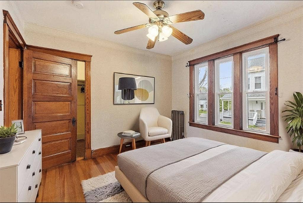 Room available AUGUST 1st 2026