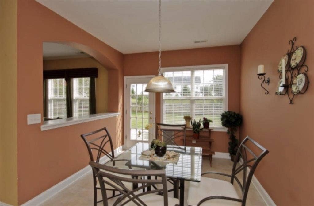 Looking for Housemate in Large Home