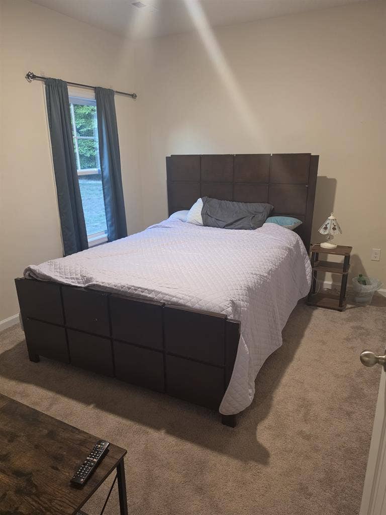 Room for rent in henrico area