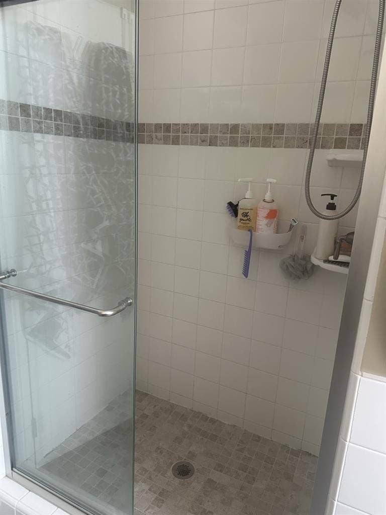 🌊$1900 Private HalfBath Beachfront