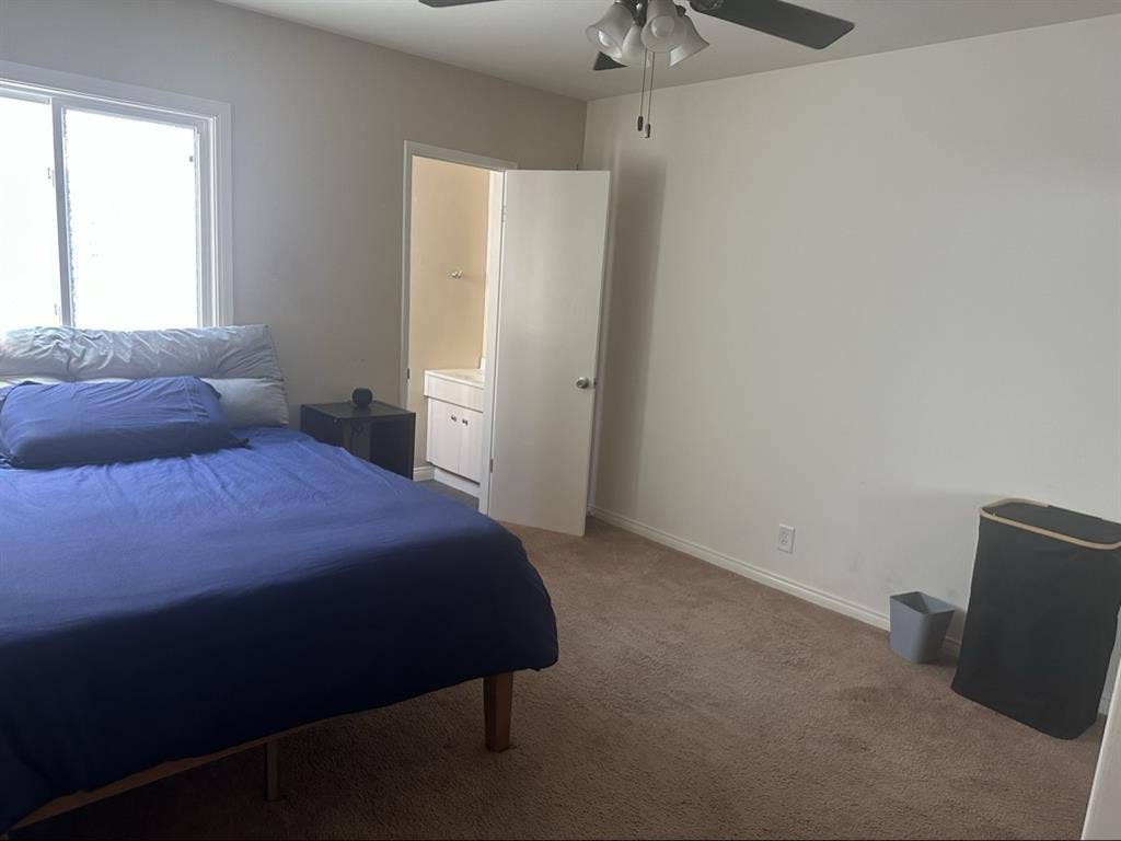 🌊$1900 Private HalfBath Beachfront