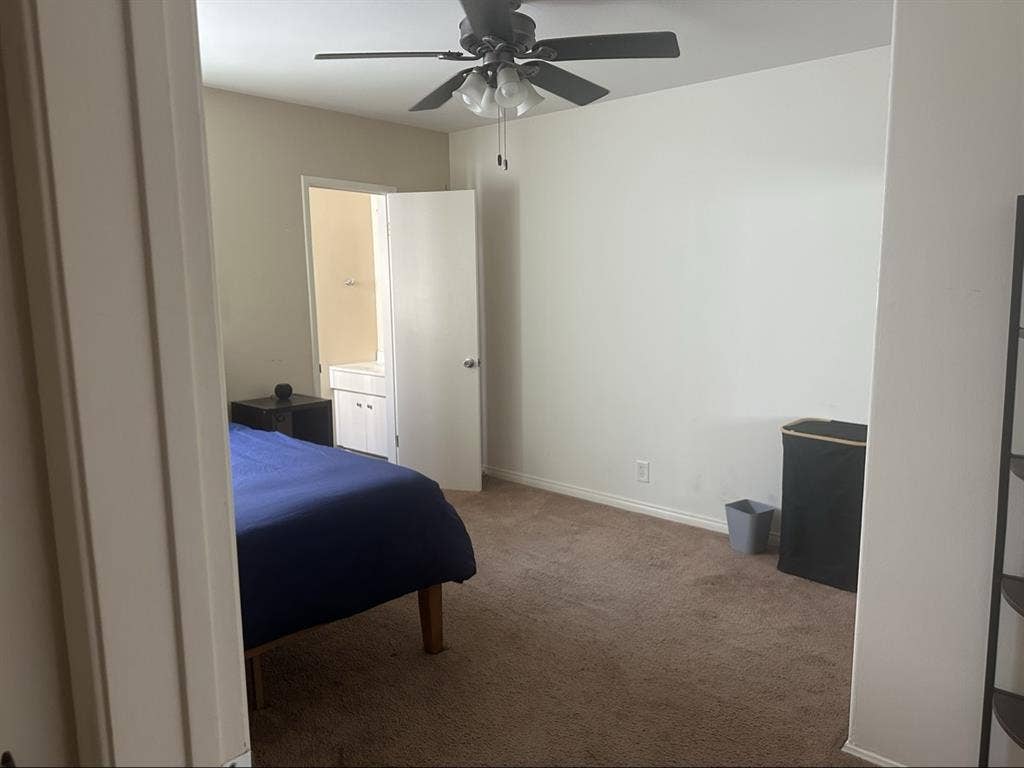 🌊$1900 Private HalfBath Beachfront