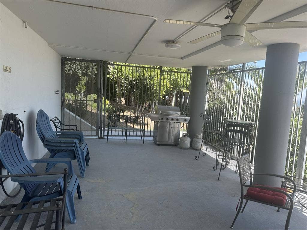 🌊$1900 Private HalfBath Beachfront