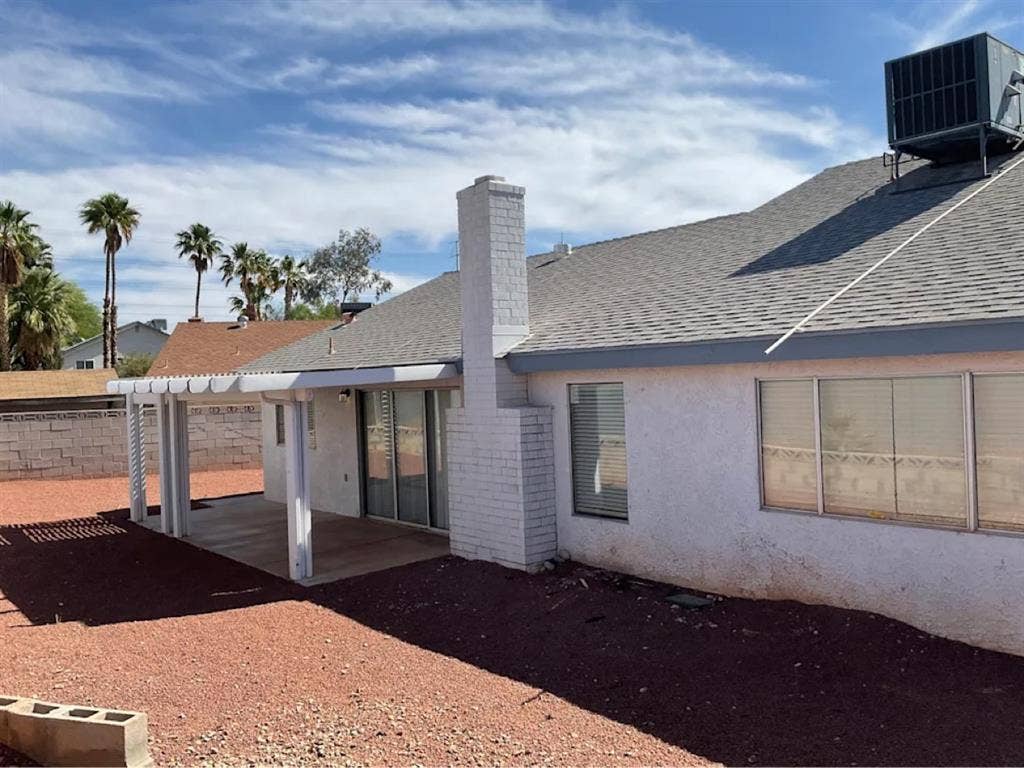 Beautiful 3bed move in ready