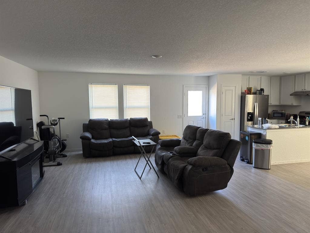 Newer home, roommate living room