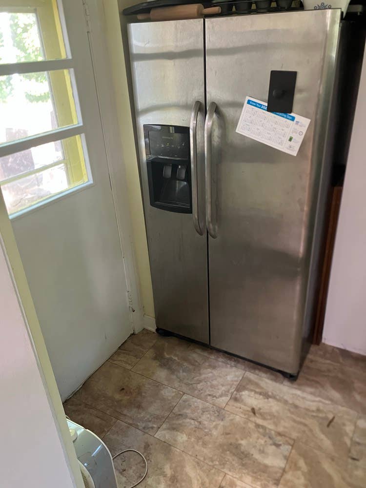 1 Roommate wanted