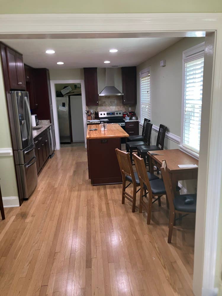 1 Roommate wanted