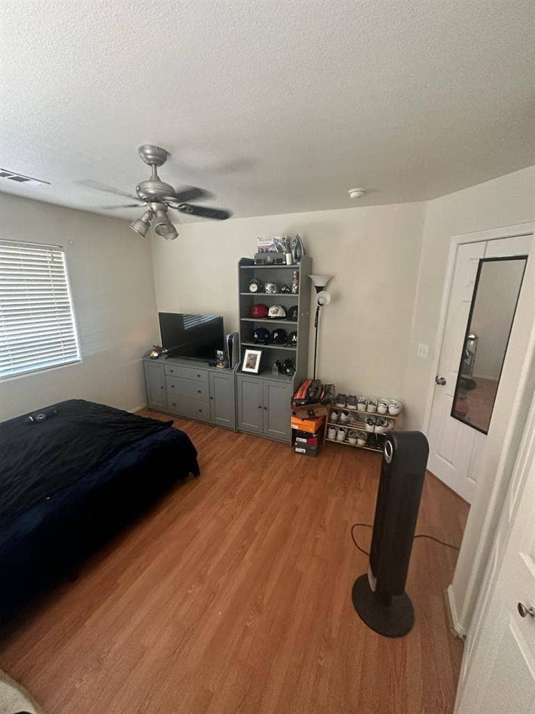 2 rooms for rent