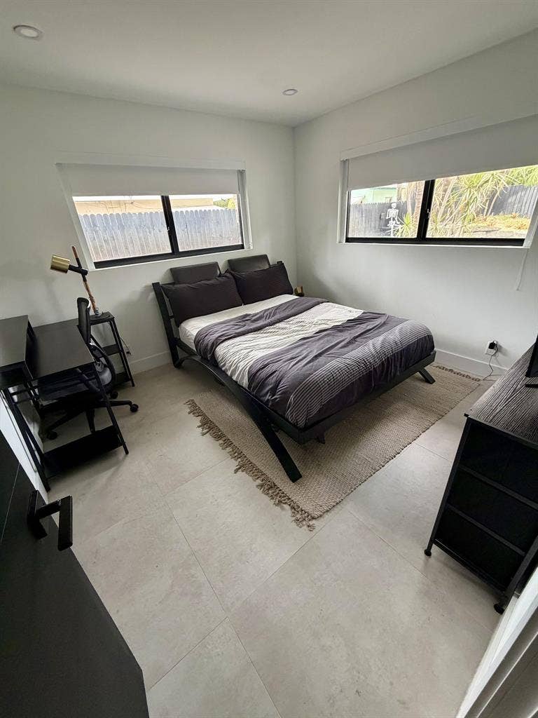 Room for rent in East Boca