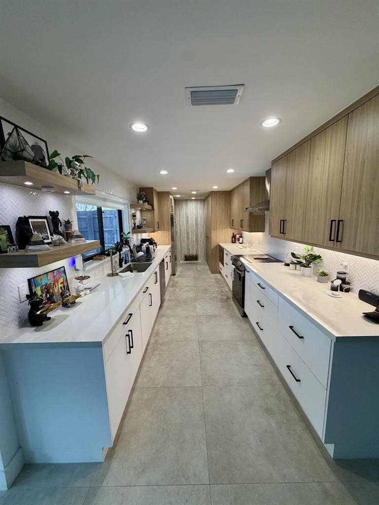 Room for rent in East Boca