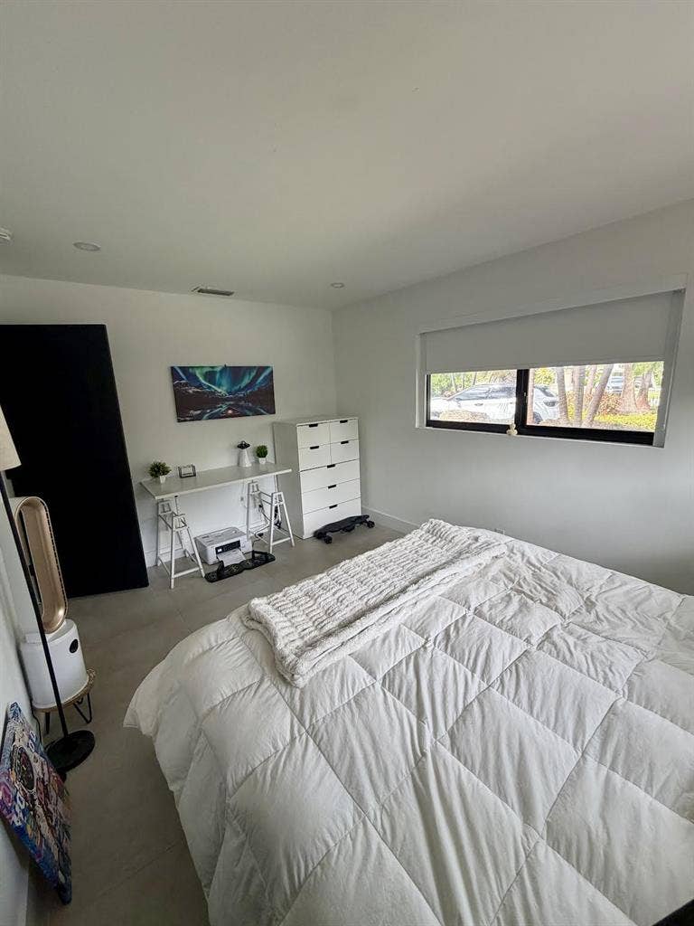Room for rent in East Boca