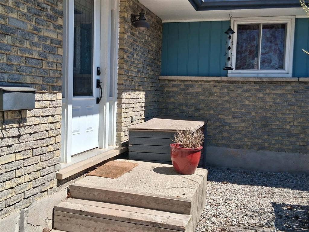 Large Room for Rent