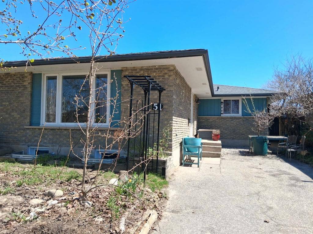 Large Room for Rent