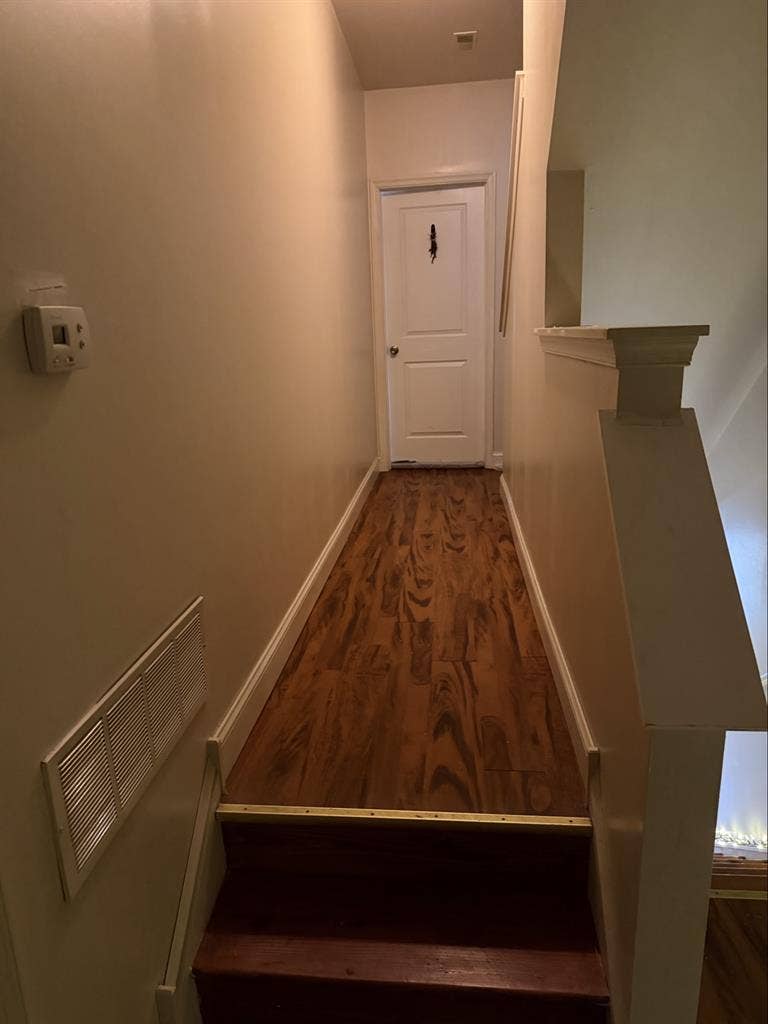 2 rooms in 5 bed/5 bath near Temple
