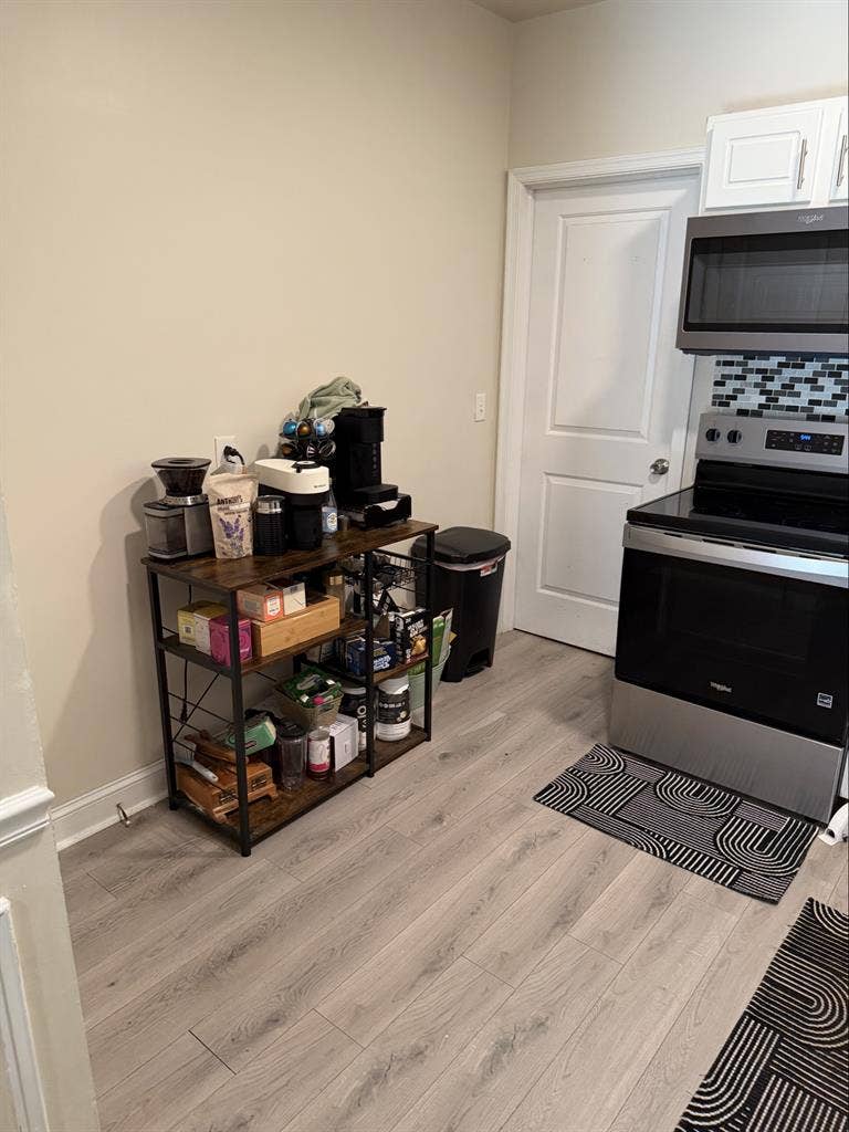 2 rooms in 5 bed/5 bath near Temple
