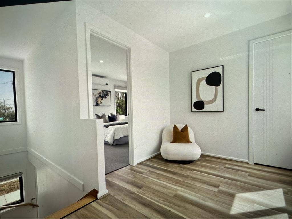 Room in Brand-New Avondale House!