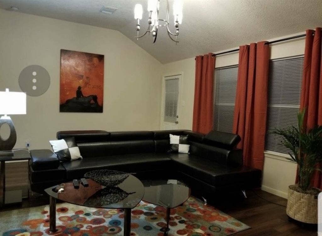 Room for rent near IAH airportt