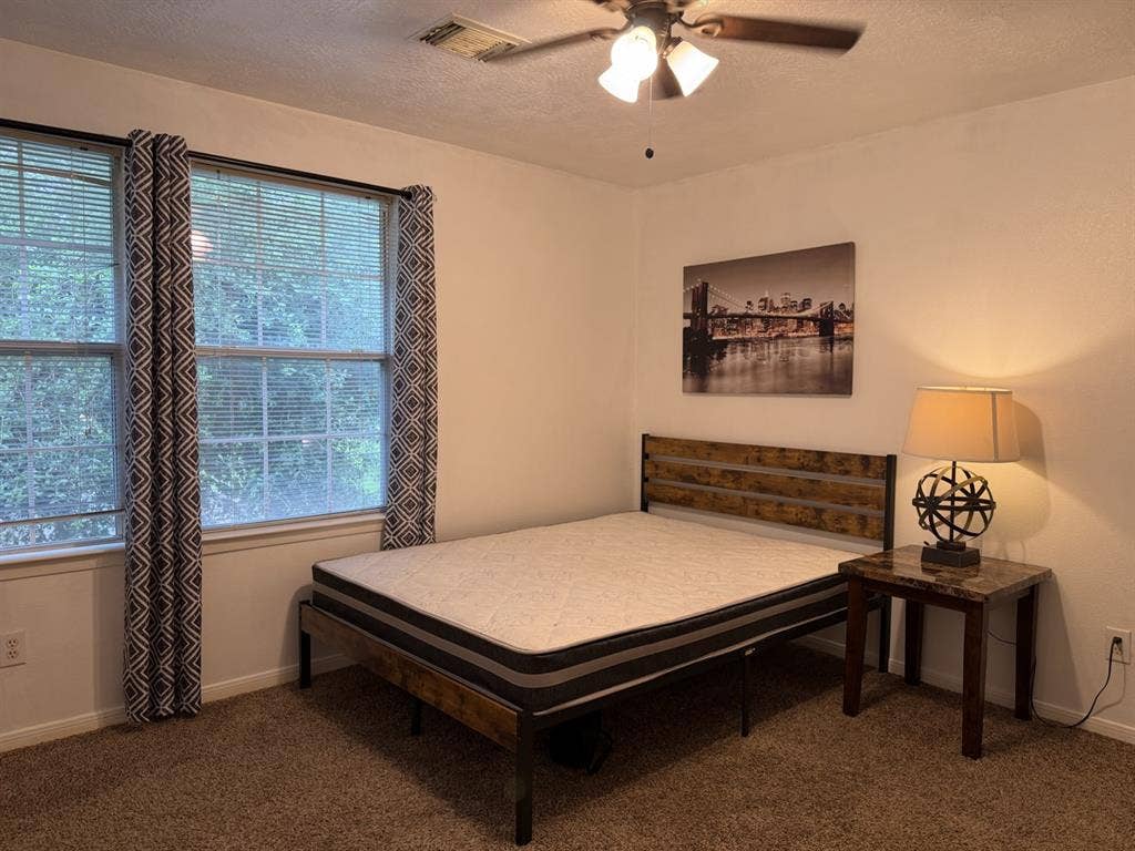 Room for rent near IAH airportt