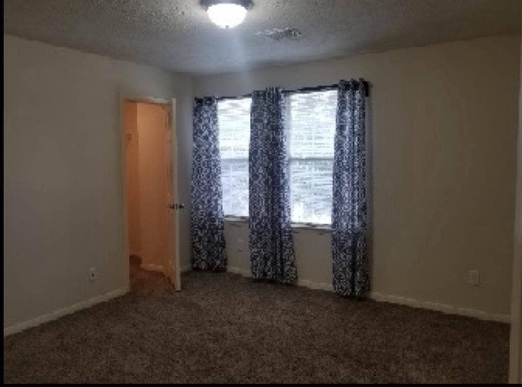 Room for rent near IAH airportt