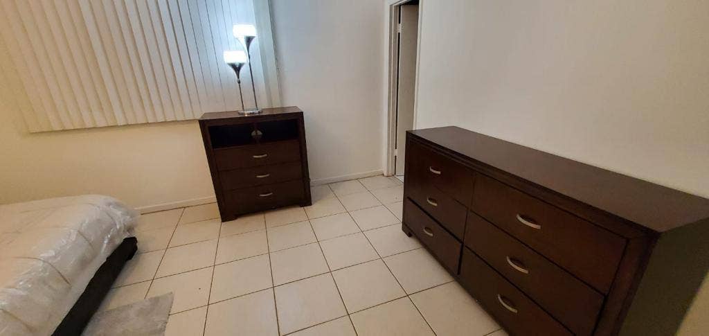 Boca Raton room w/ private bathroom