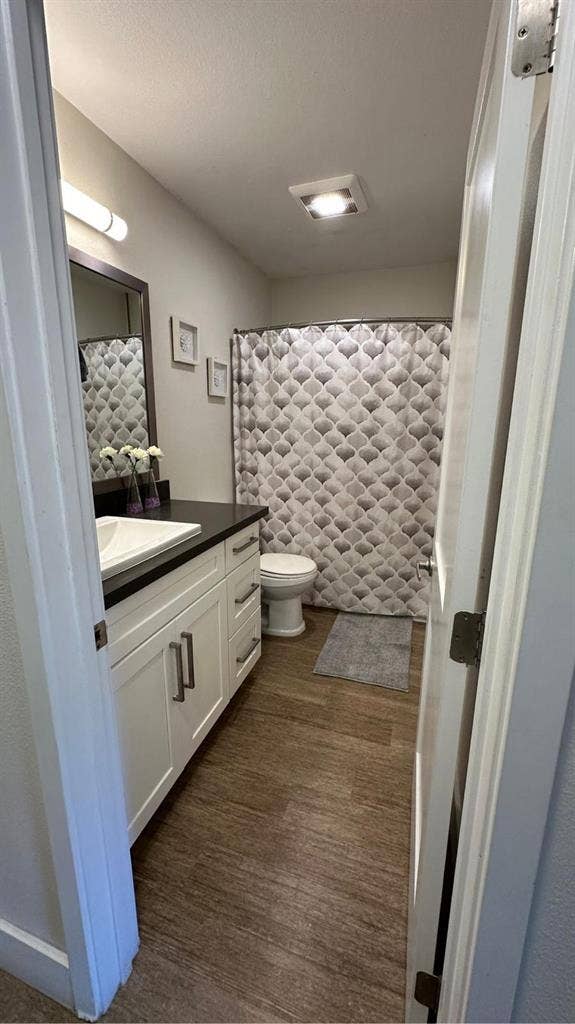 1 room in Huntington Beach