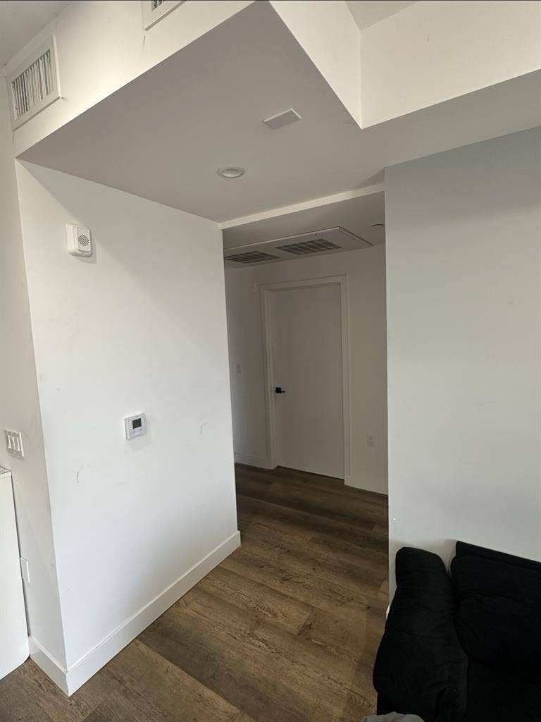 Apt 412 Lease Takeover, The North