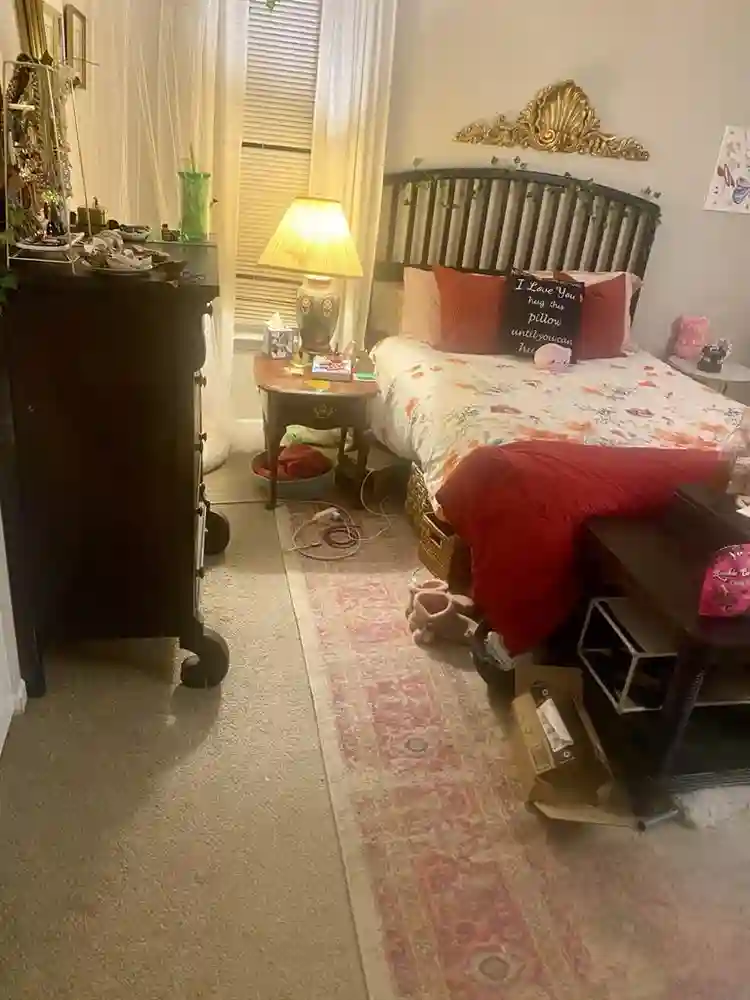 2 roomies wanted, 3 bedroom house