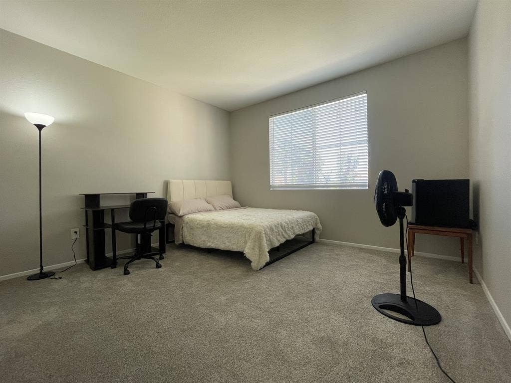 Furnished Room w/ Private Bath