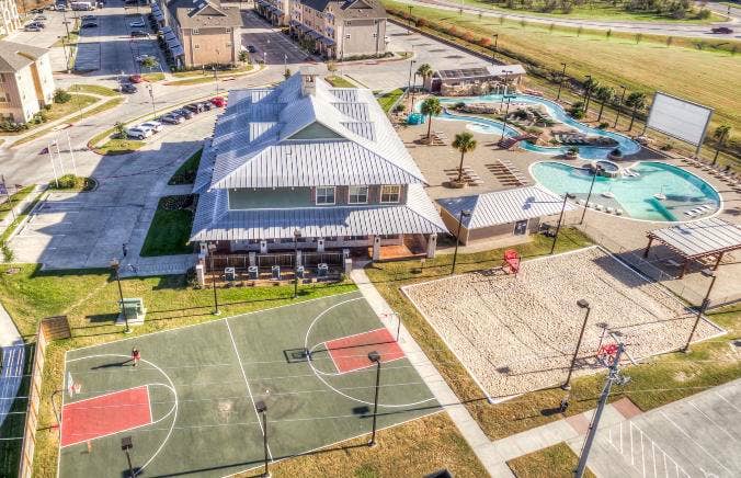 2x2 Unit close to TAMU! ($830/room)