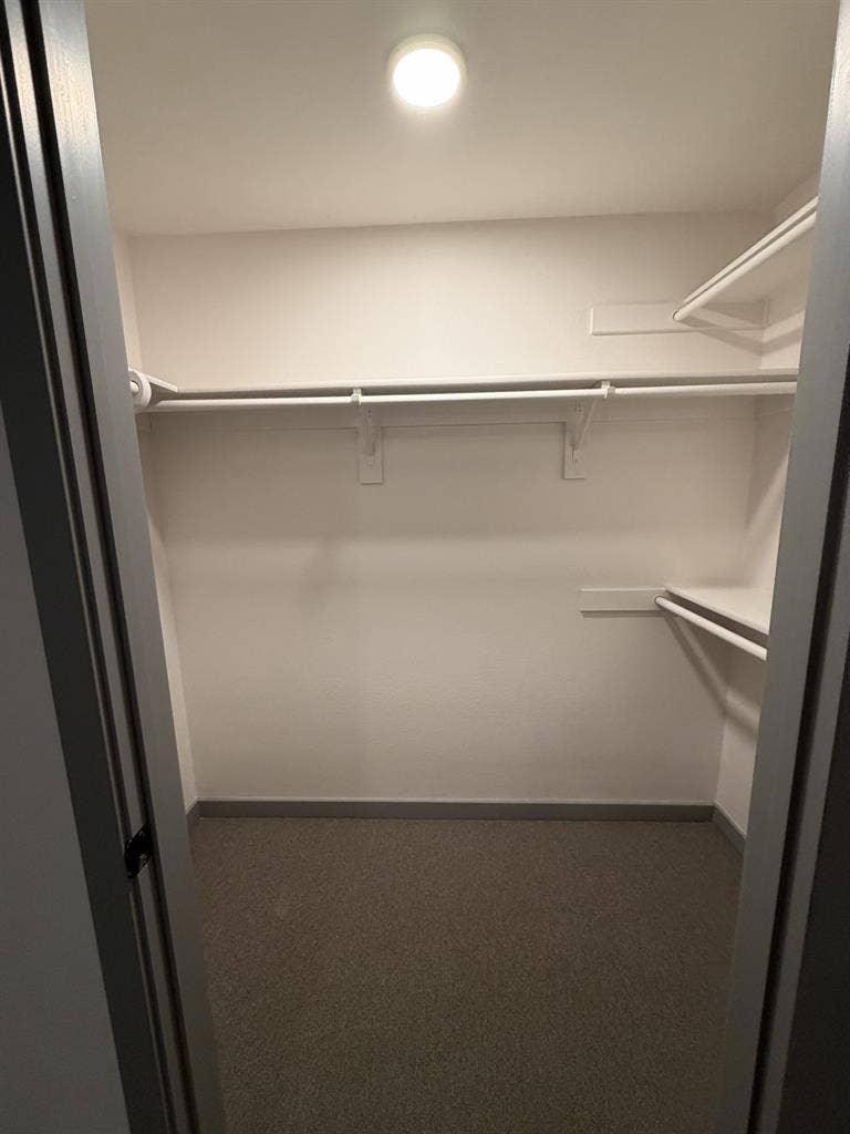Room in new apartment Riverpark