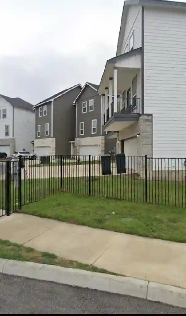 Luxury living in prime Dominion