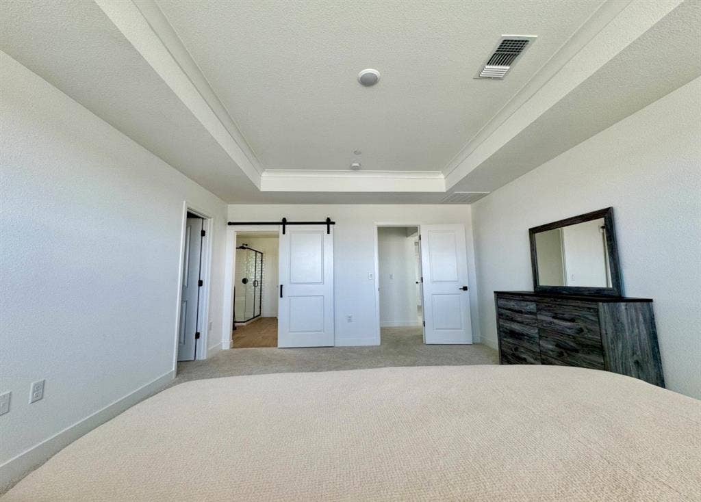 Master Bedroom Bathroom Private
