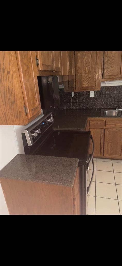 Urgently looking for roommate!