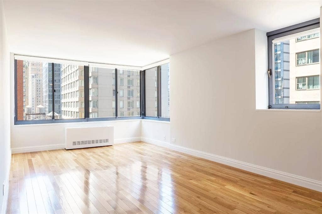Live in the heart of Manhattan