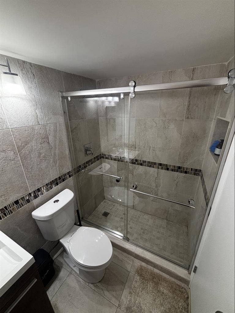 Private room and bathroom for rent