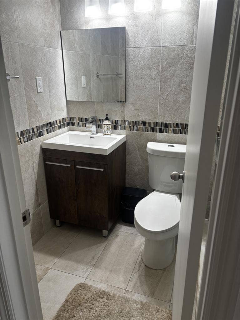Private room and bathroom for rent