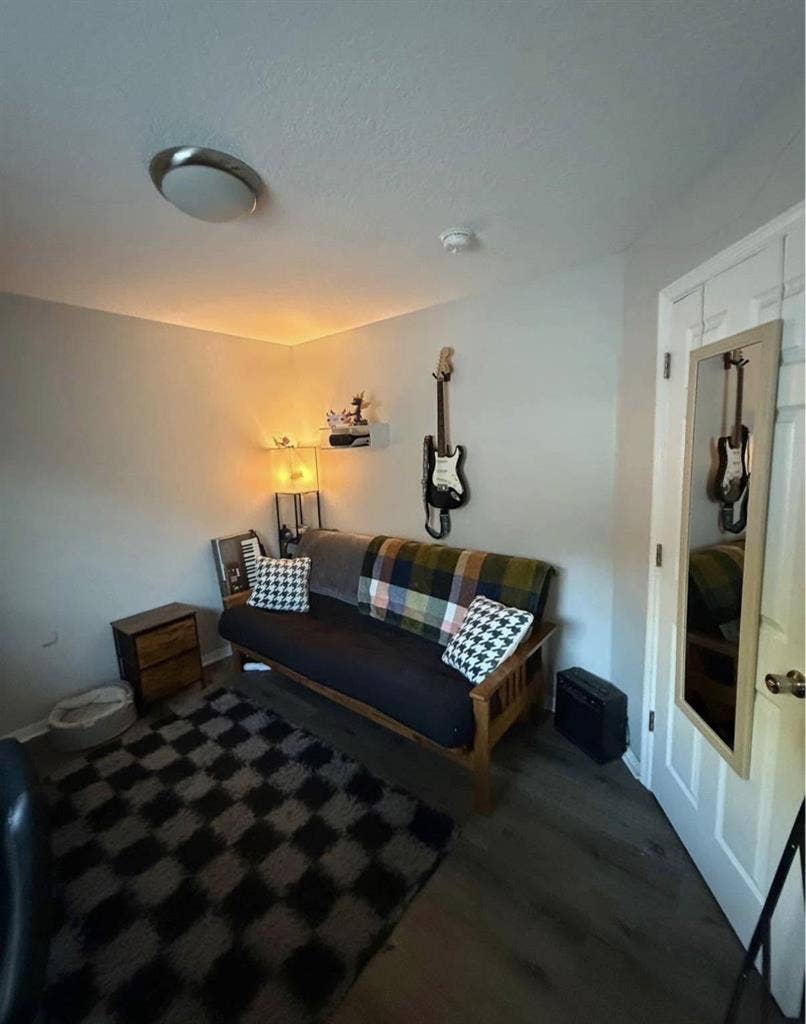 ROOM IN EAST ORLANDO 3BED/2BATH