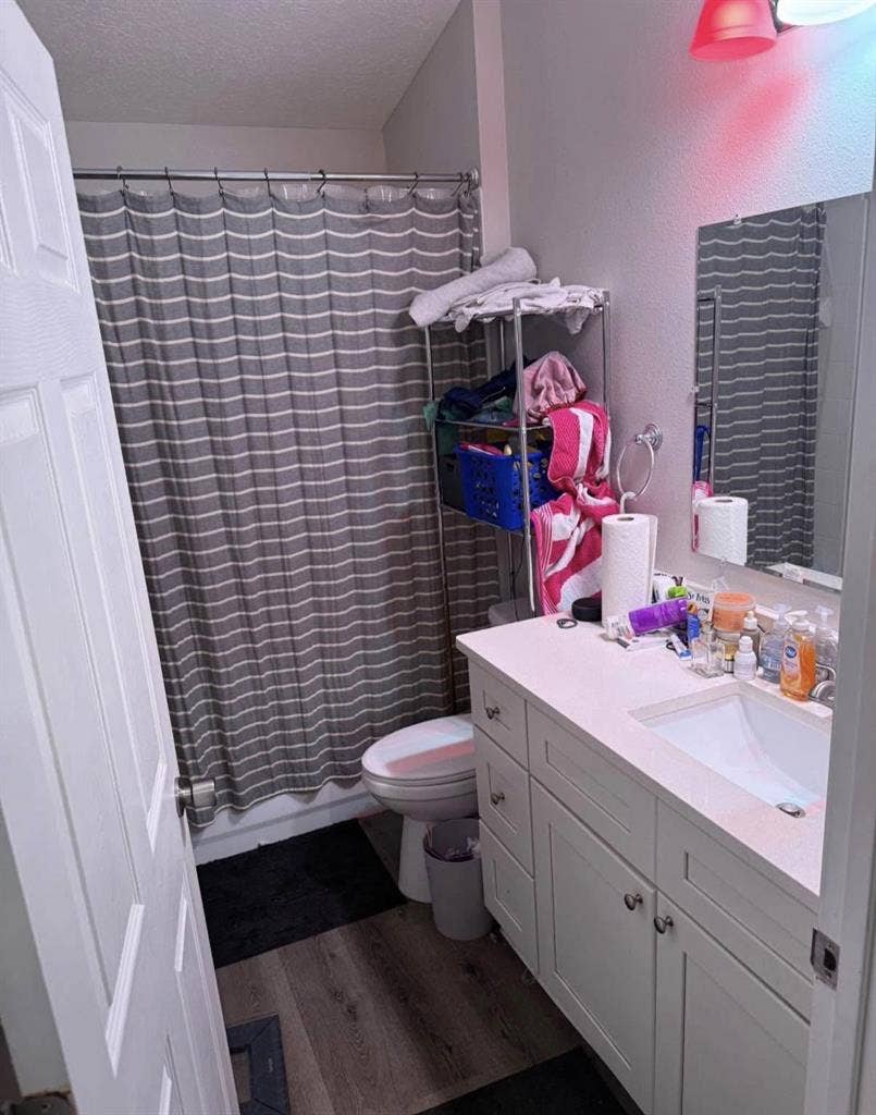 ROOM IN EAST ORLANDO 3BED/2BATH