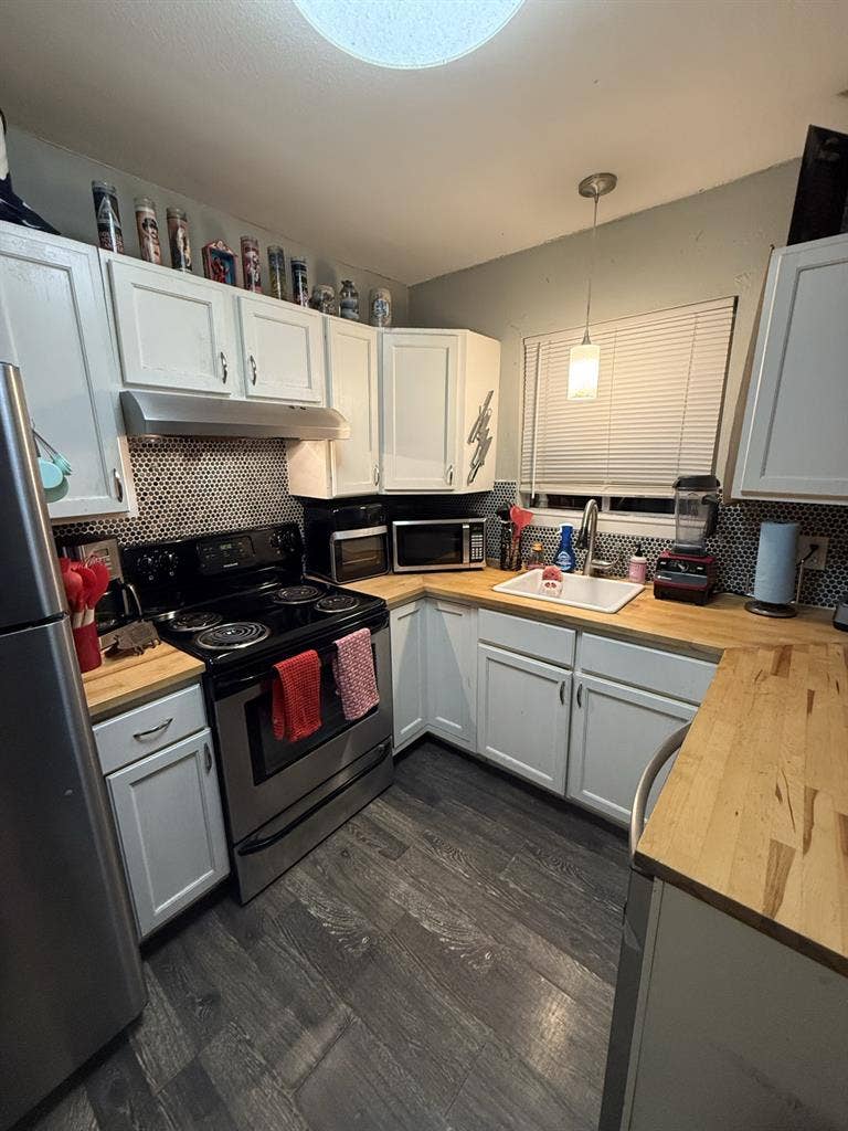 Great location! Large room 1/2bath