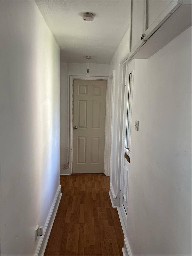 Room for rent Only for females