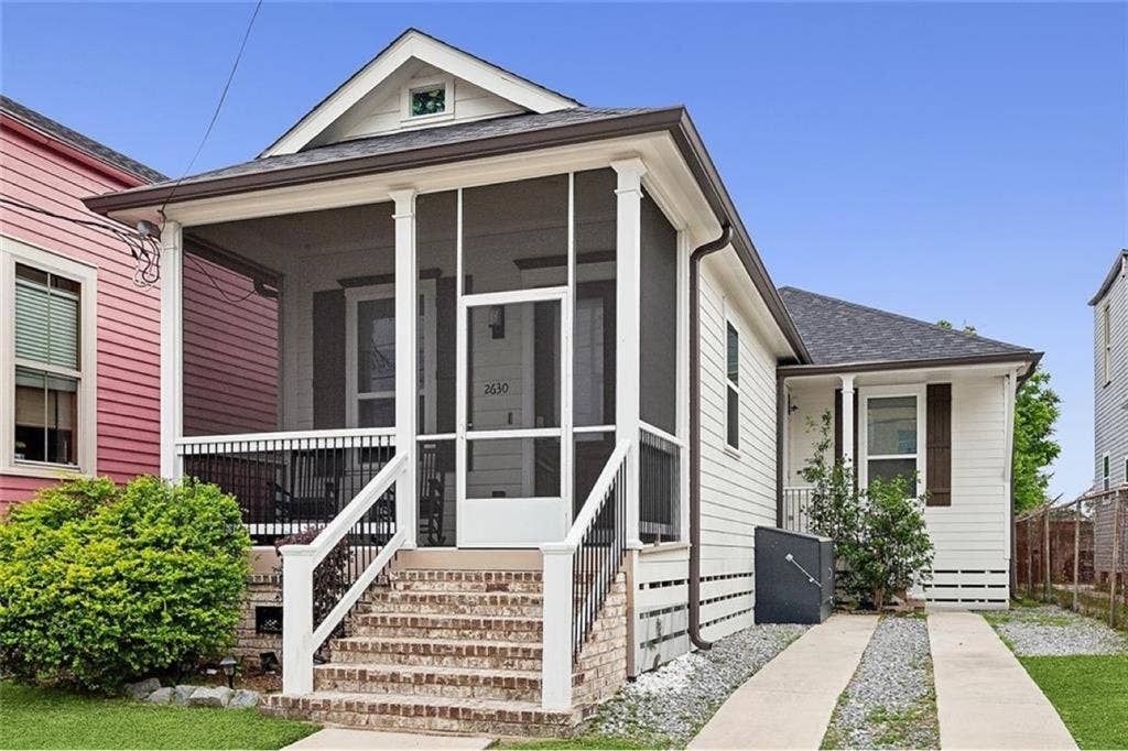 Mid City home near broad and Canal