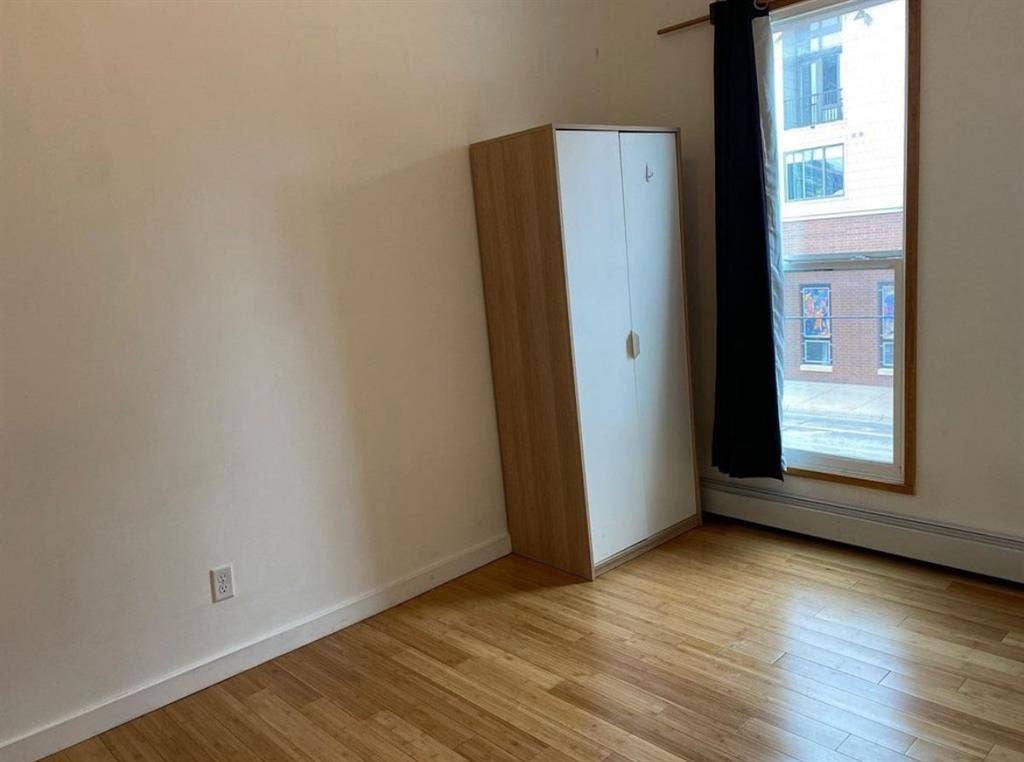 Looking for a Roommate! / Aug. 1st