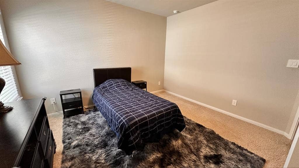 Spacious one bedroom for rentt