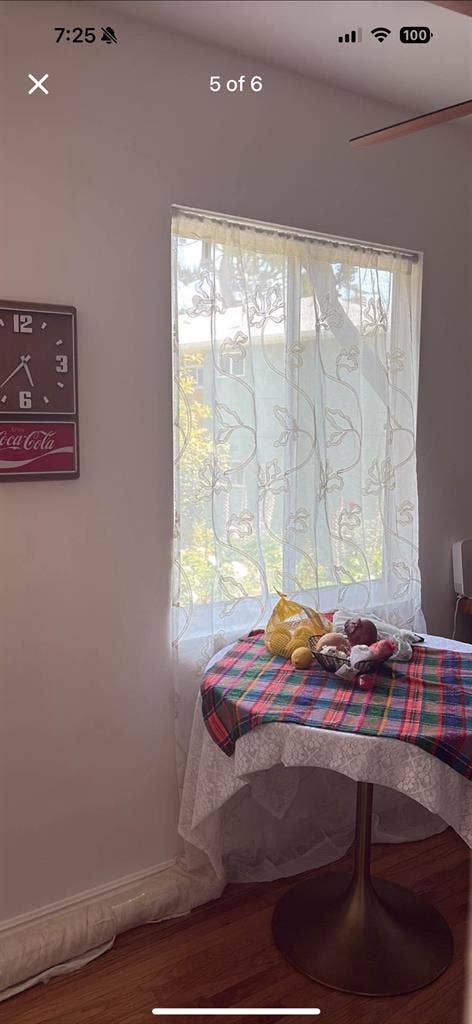 Room for rent in two bed apartment
