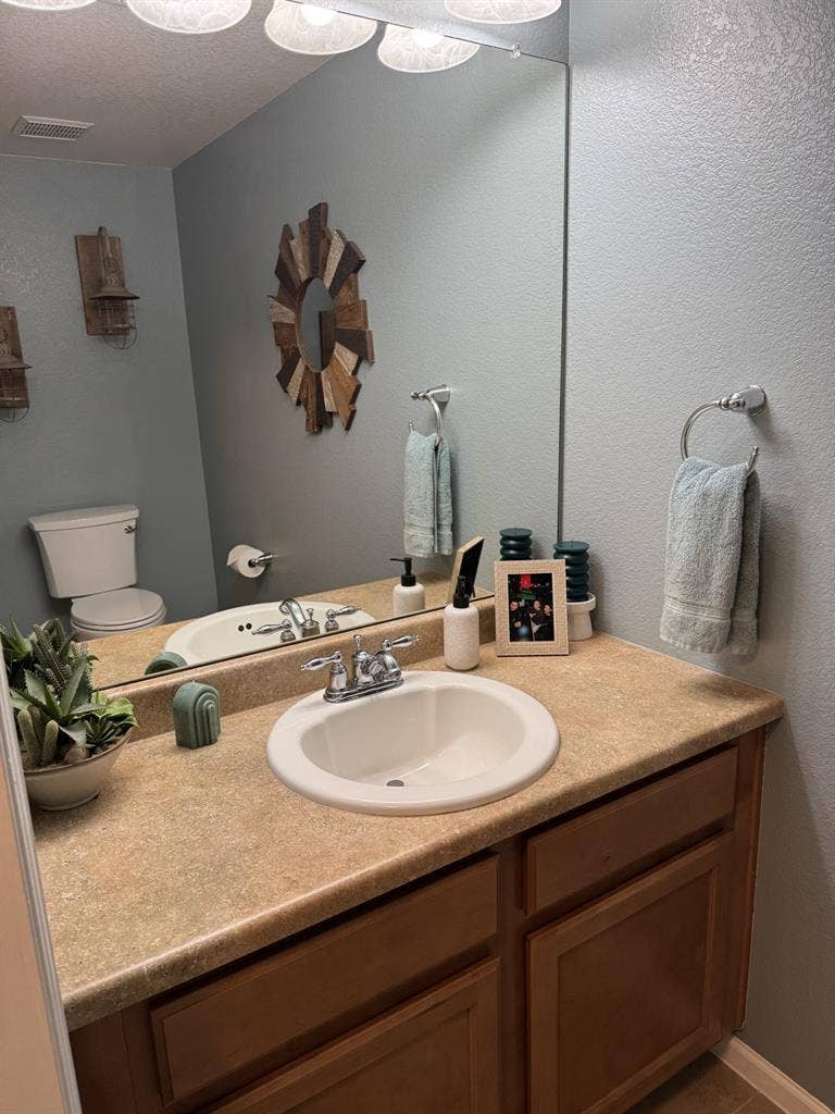1 Bedroom 1 Private Bathroom
