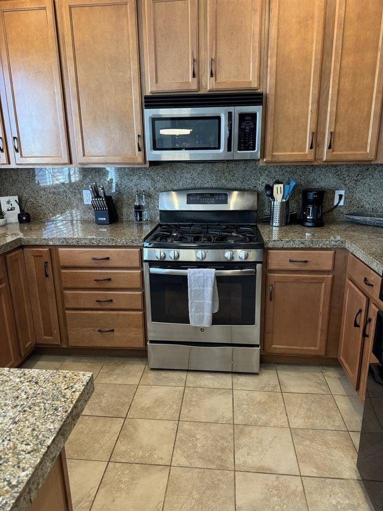 1 Bedroom 1 Private Bathroom