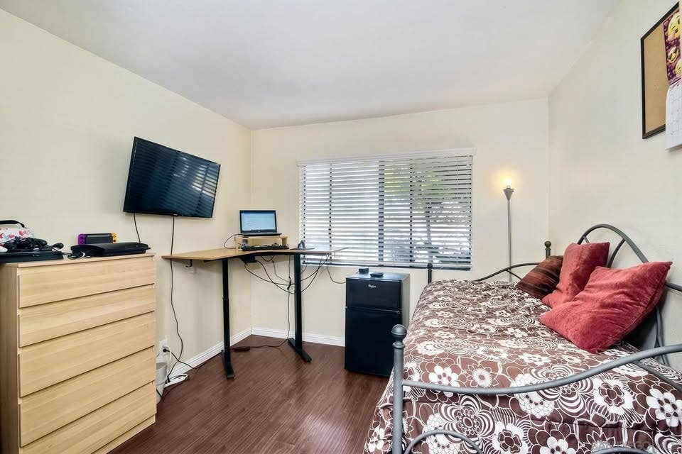 Rancho Bernardo Rm $1,400 or 1,800